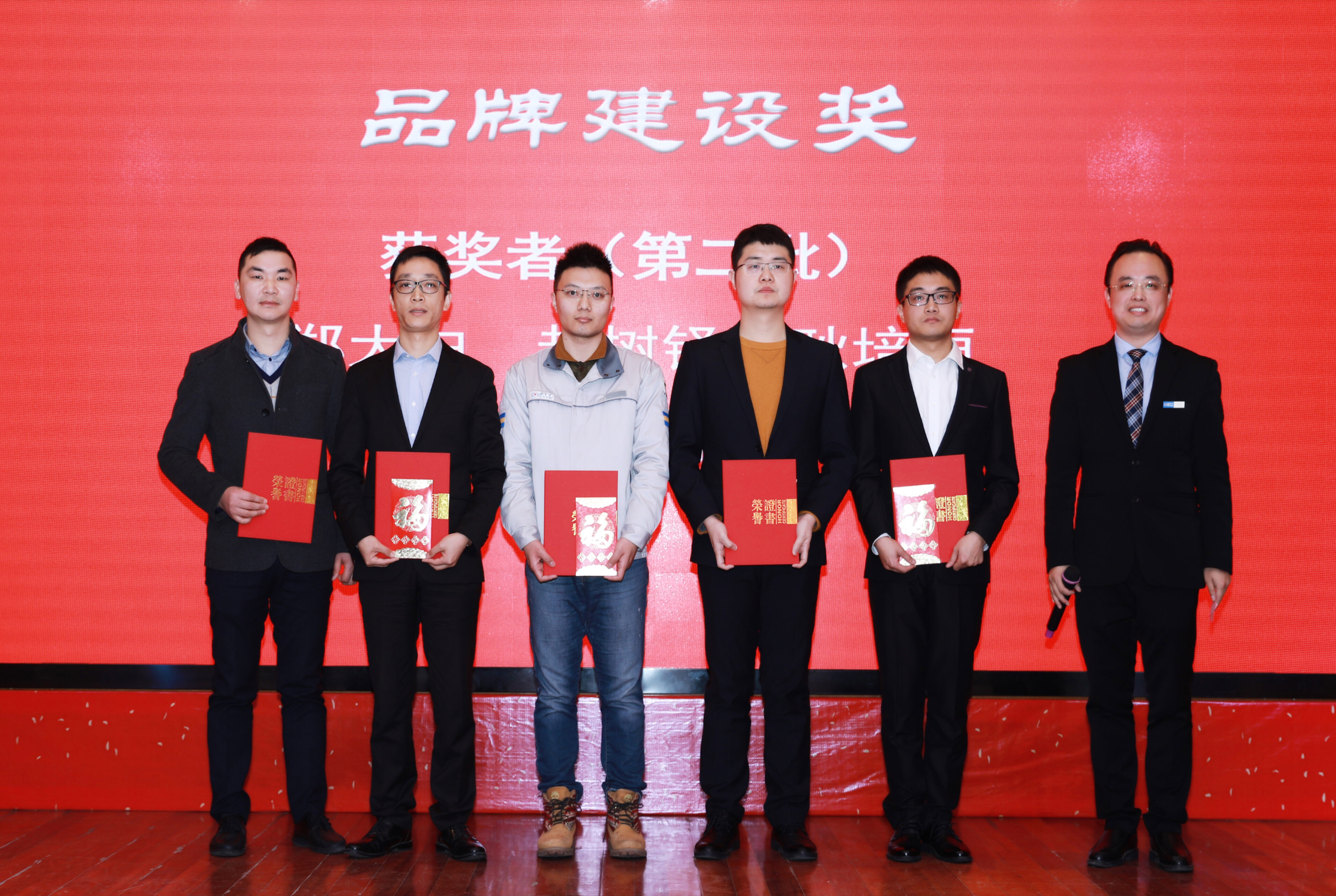 mg冰球突破(中国区)官方网站