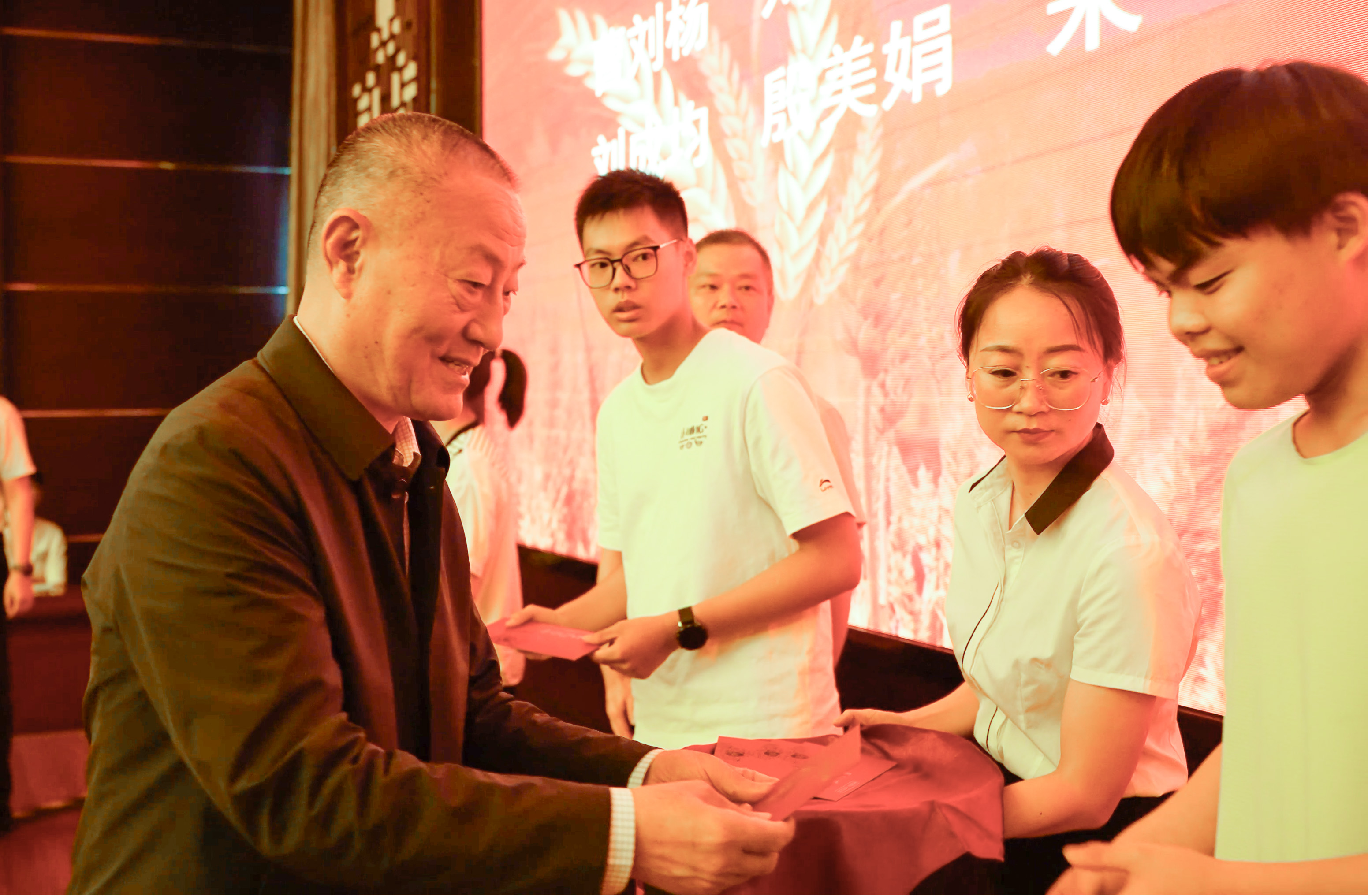 mg冰球突破(中国区)官方网站